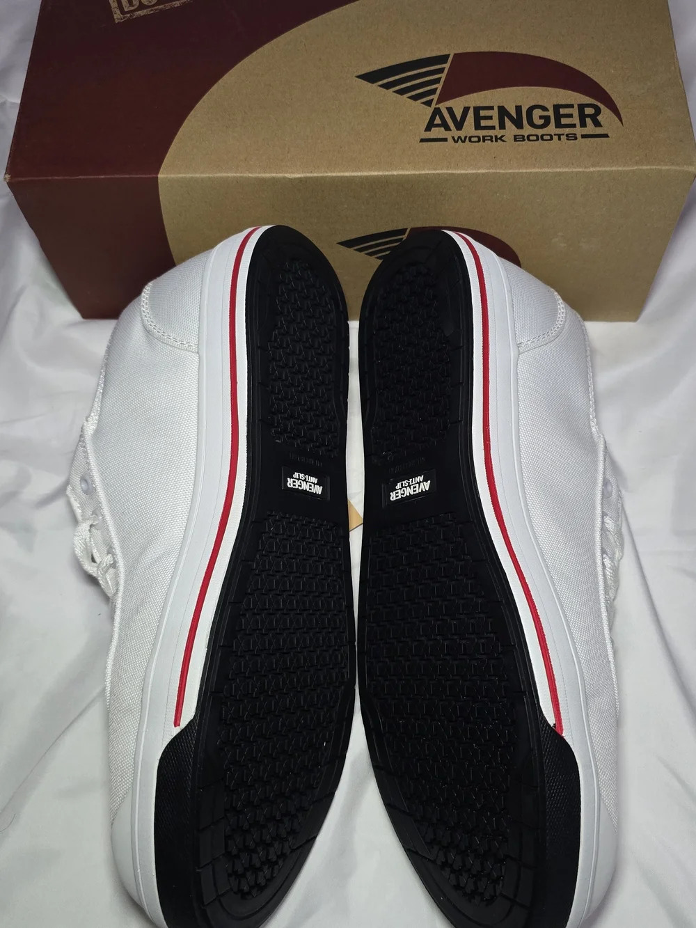 Avenger Men's White Work Sneakers